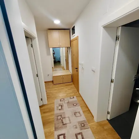 Safari Apartment *